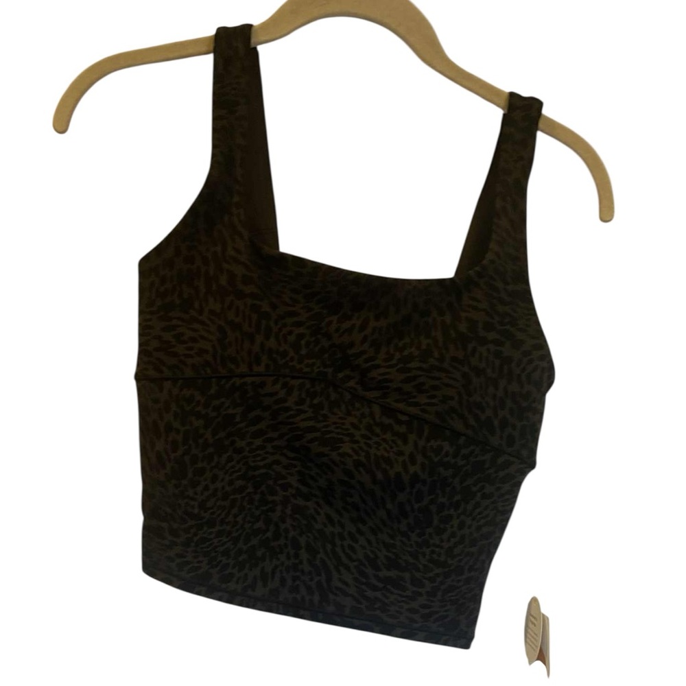 NWT Vuori all the form tank BLACK BLURRED TORRENT Size XS